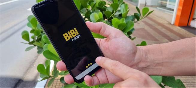 Bibi MOB: sete mil viagens, com apenas um mês do l